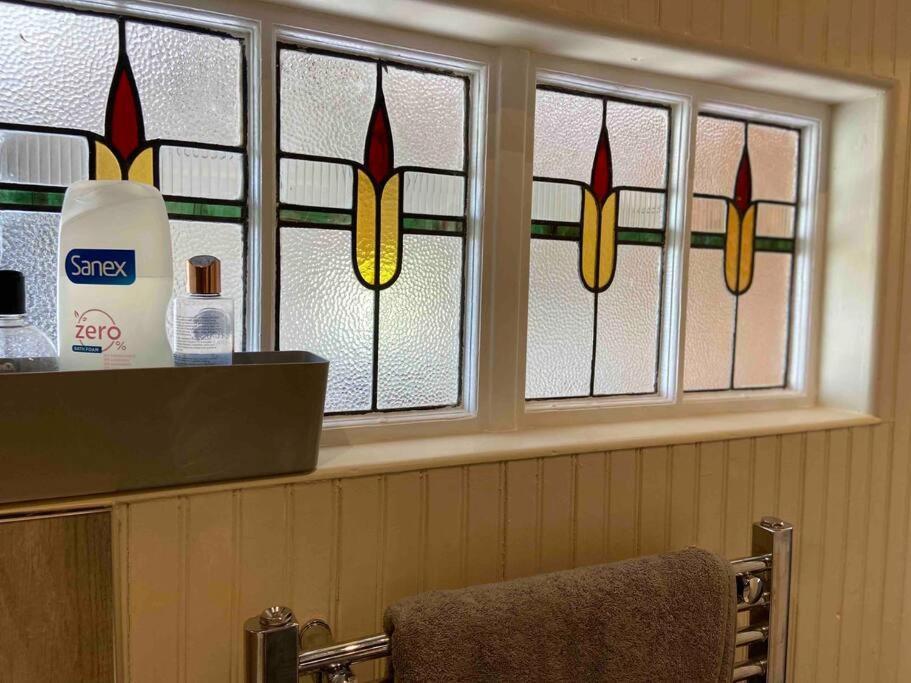 クリックホーウェル Couples Getaway, With Mountain Views/Dog Friendlyヴィラ エクステリア 写真